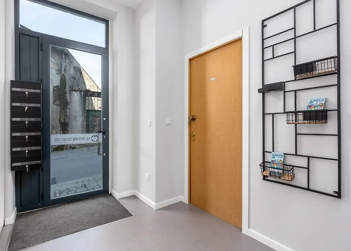 Feel Porto Wine Essence Vila Nova de Gaia