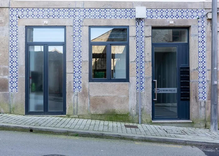 Feel Porto Wine Essence Vila Nova de Gaia