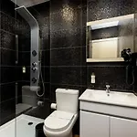 Apartment Feel Porto Wine Essence *