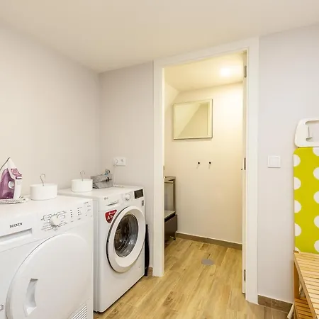 아파트 Feel Porto Wine Essence 빌라노바데가이아