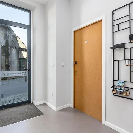 Feel Porto Wine Essence 빌라노바데가이아